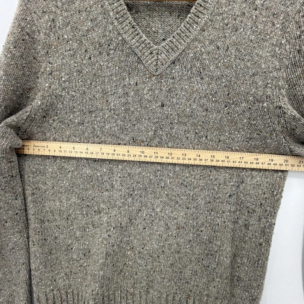 Banana Republic Men's Medium‎ Lambs Wool V-Neck Sweater Oatmeal Tweed Style Code